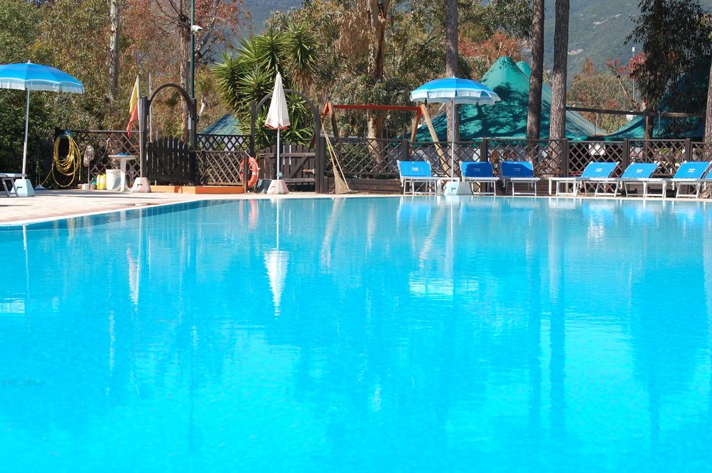 Camping Lacona Capoliveri Kültér fotó