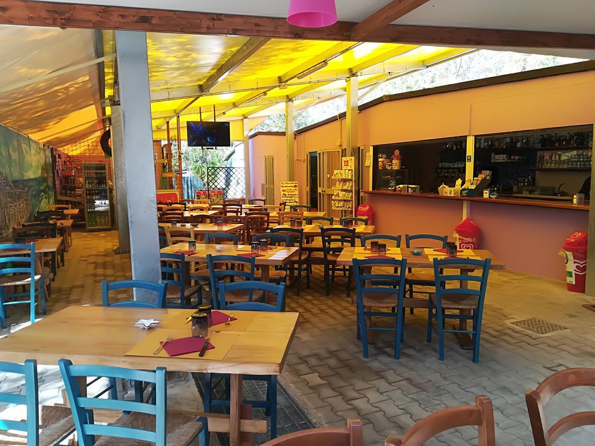 Camping Lacona Capoliveri Kültér fotó